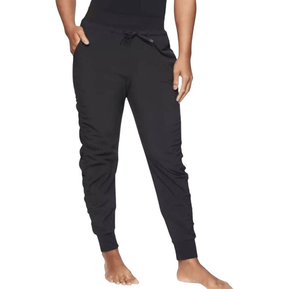ATHLETA Attitude Pant In Black Size 4
